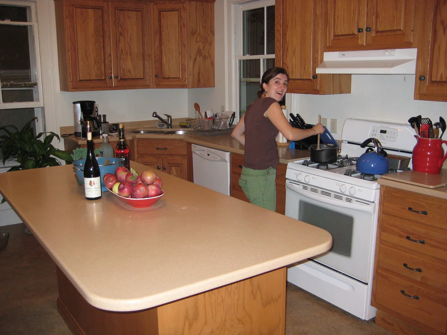 5 bed, 1300 sqft, $780 — Photo 4