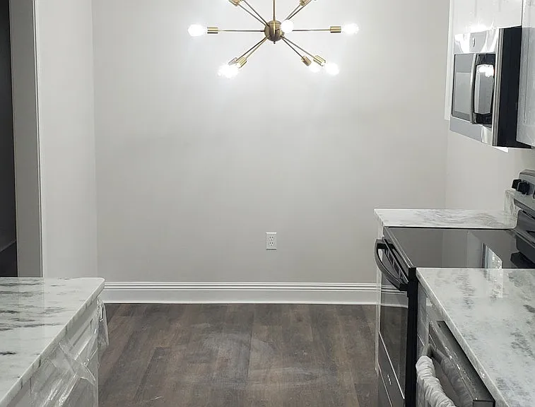 617 Monroe St — Photo 3