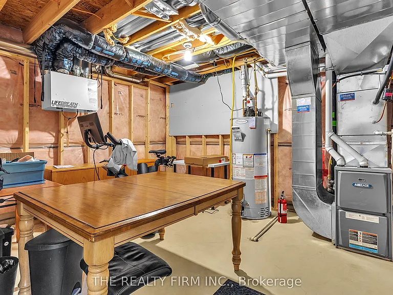 1773 Beaverbrook Ave — Photo 30