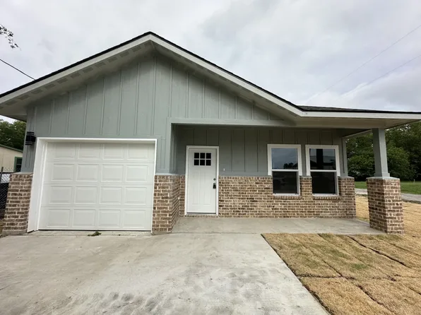 2406 Beecha St, Greenville, TX 75401