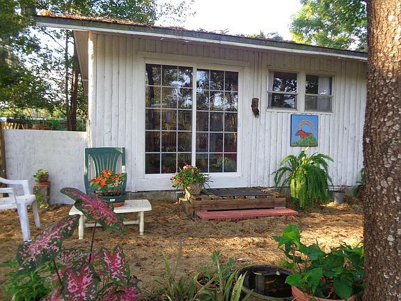 5th image of 114 Myers Ln