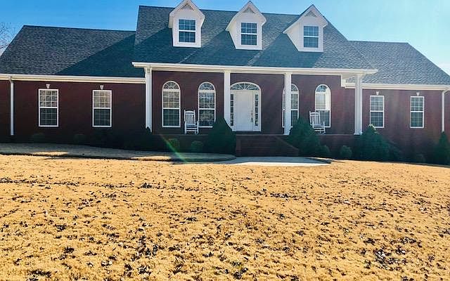 1st image of 124 Harrington Dr