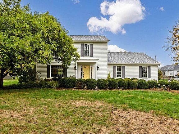 2nd image of 3765 Africa Rd