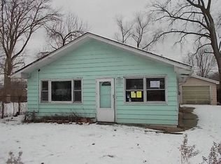 325 Eastern Ave, Aurora, IL 60505