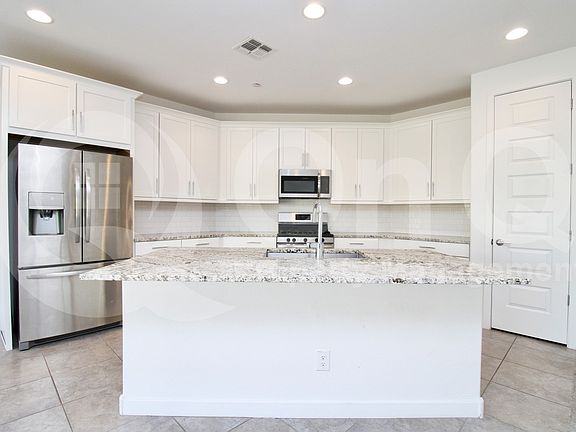 3rd image of 12546 W Calle De Baca