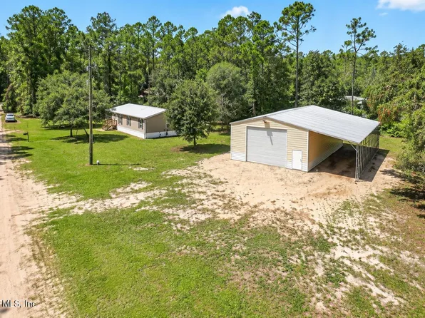 106 MACKEREL Avenue, Palatka, FL 32177