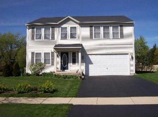 643 Walnut Ave, Maple Park, IL 60151