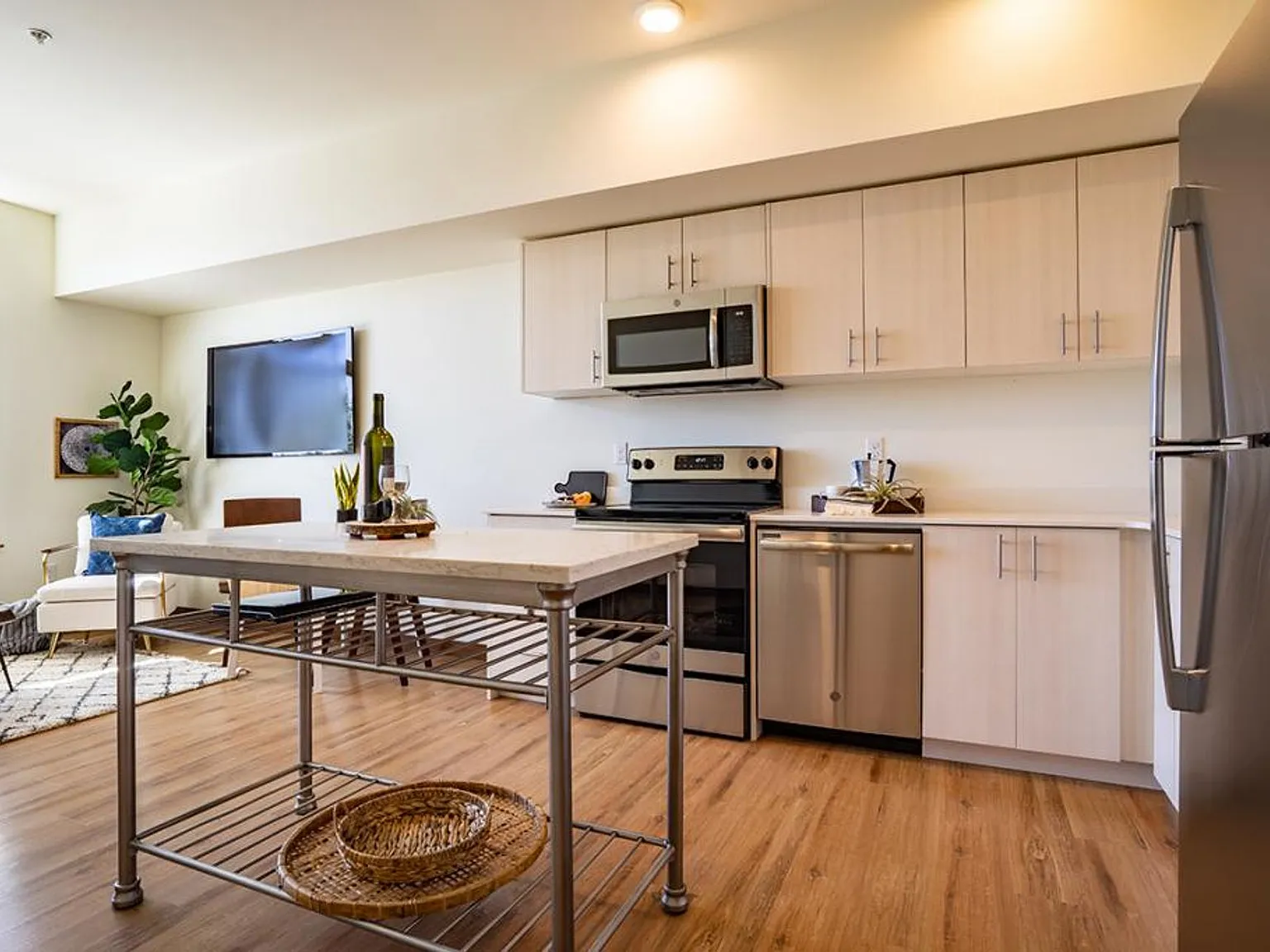 Midtown Flats — Photo 2