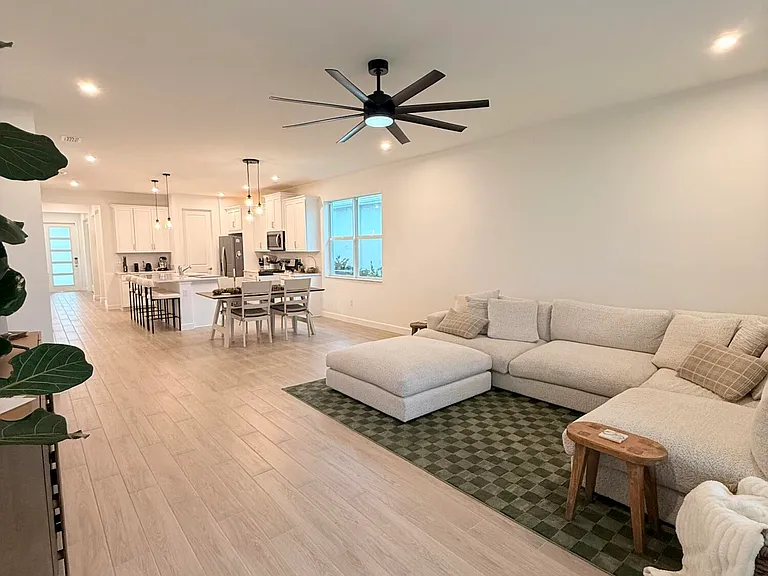 13462 SW Bally Dr — Photo 10