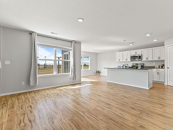 4th image of 2923 NW 41st St