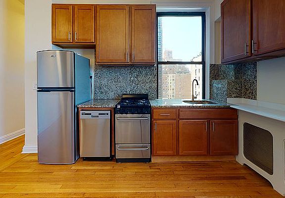 5th image of 324 W 84th St APT 122
