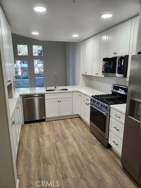 2733 Dietrich Dr