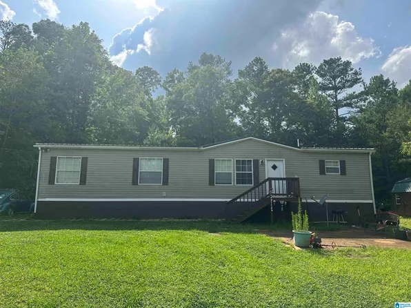 4431 Howell Cove Rd, Talladega, AL 35160