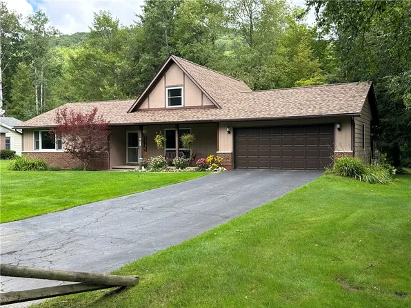 6 Van Tassel Bradford Town, Bradford, PA 16701