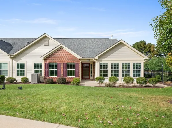 2002 Southview Dr, Harmony, PA 16037