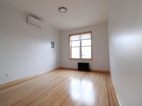 4th image of 7304 68th Ave Floor 2
