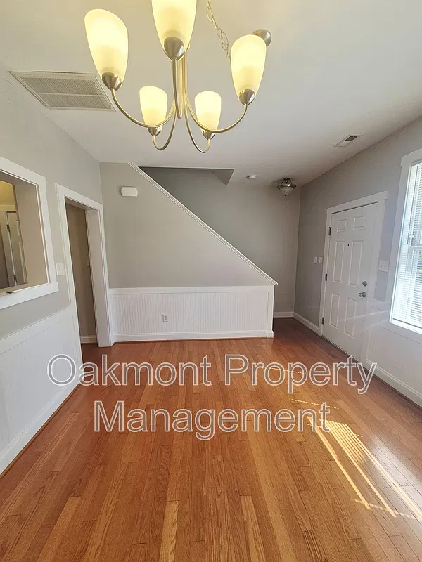 2 bed, 2.5 bath, 1224 sqft, $1,895 — Photo 4