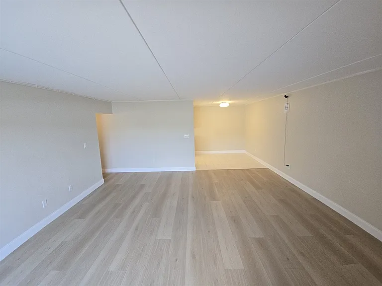 50-56 Broadlawn Park #512 — Photo 3