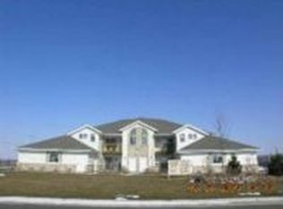 4076 Creekside Dr, Janesville, WI 53548