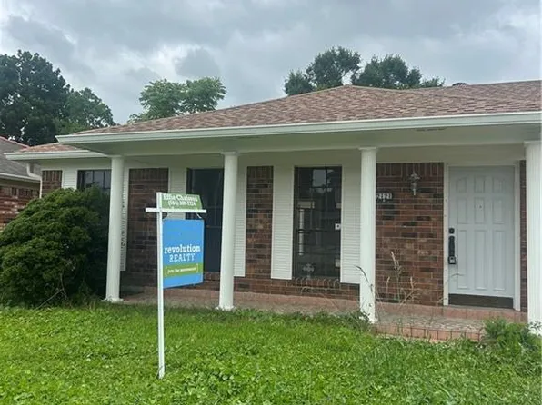 2121 Titan St, Harvey, LA 70058