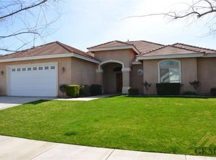 12611 Montbatten Pl, Bakersfield, CA 93312