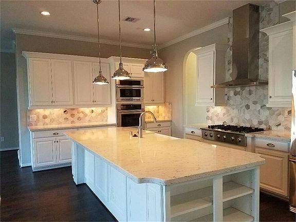 3rd image of 146 Ballantyne Dr
