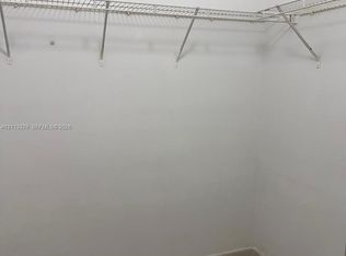 3195 Foxcroft Rd APT F101, Hollywood, FL 33025