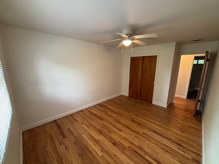 1614 Lindenwood Ave — Photo 6