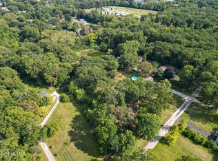 1051 Wentworth Ave, Holland, OH