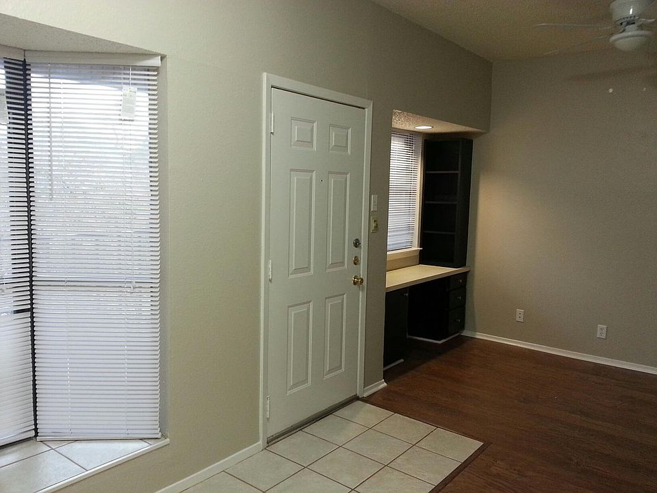 1st image of 3316 Guadalupe St APT 205