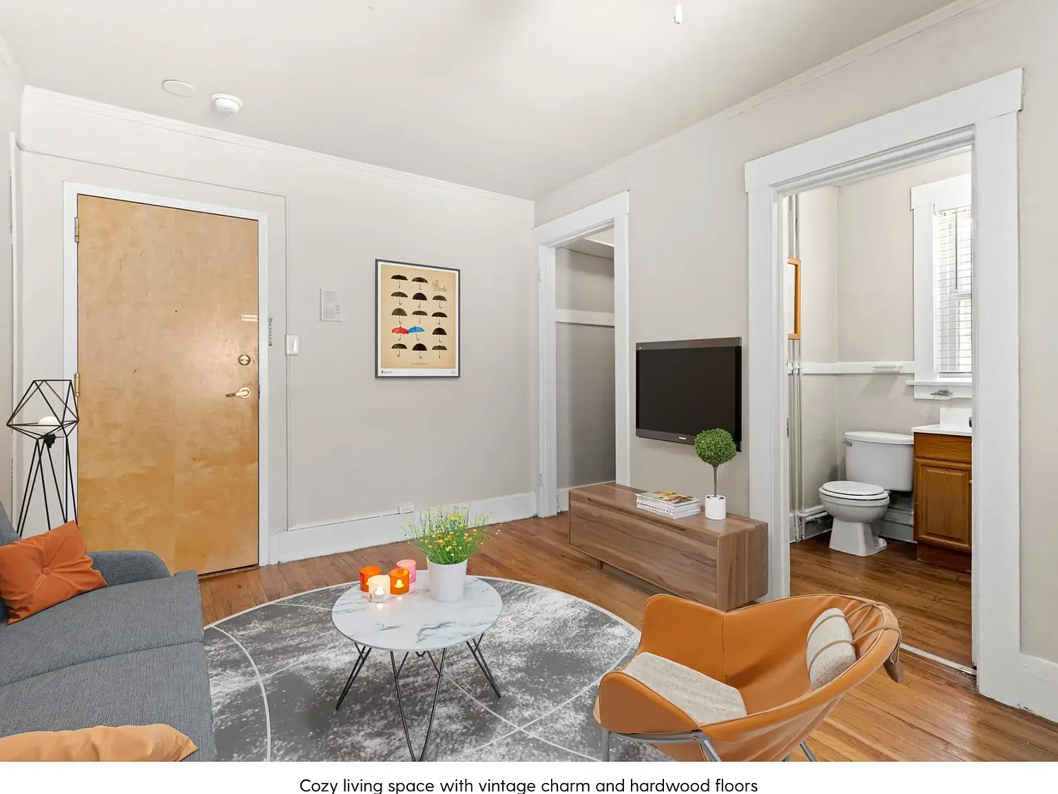 1170 N Logan — Photo 4