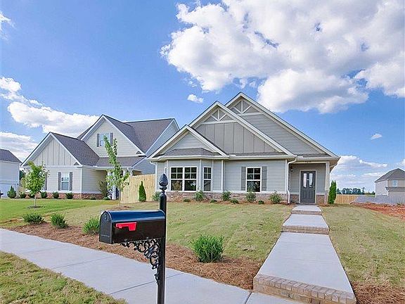 3rd image of 8321 Stillwater Cir