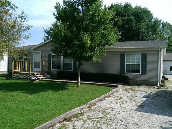 705 Marlon St, Marshall, IL 62441