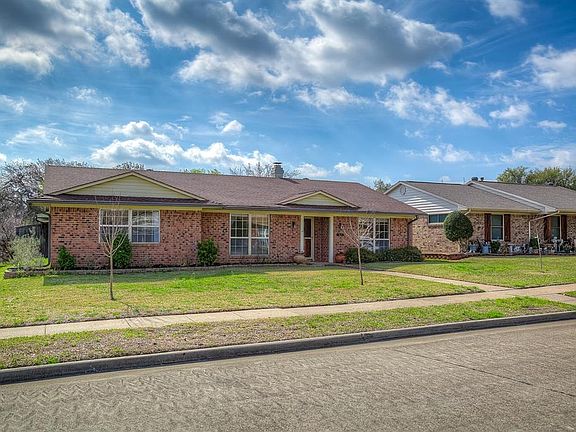4th image of 2626 Beverly Hills Ln