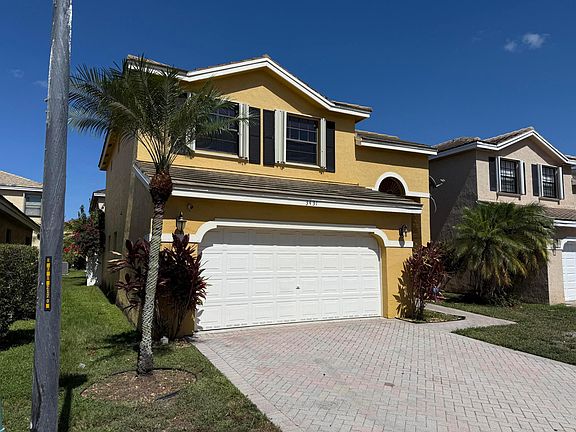 3rd image of 3431 NW 112th Terrace