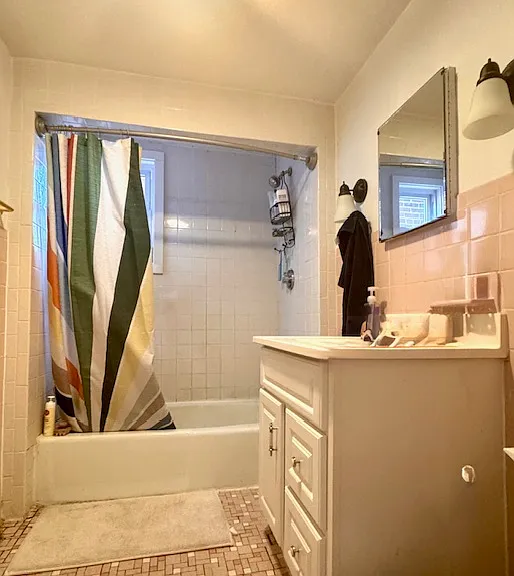 98 Cypress St #3 — Photo 16