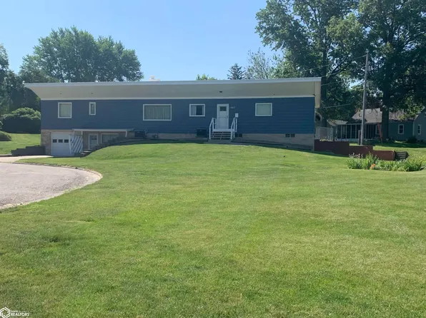 1003 Crest Dr, Creston, IA 50801