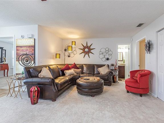 4th image of 220 Pebble Beach Blvd