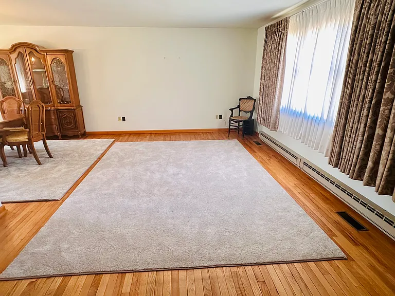 410 Barbara Dr — Photo 41