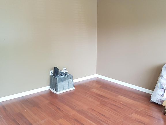 4th image of 3110 Huntington Ave