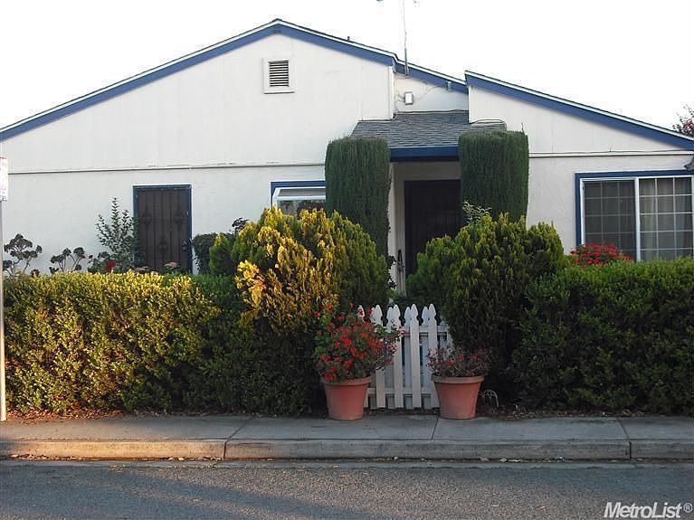 1st image of 1823 Kyra Cir