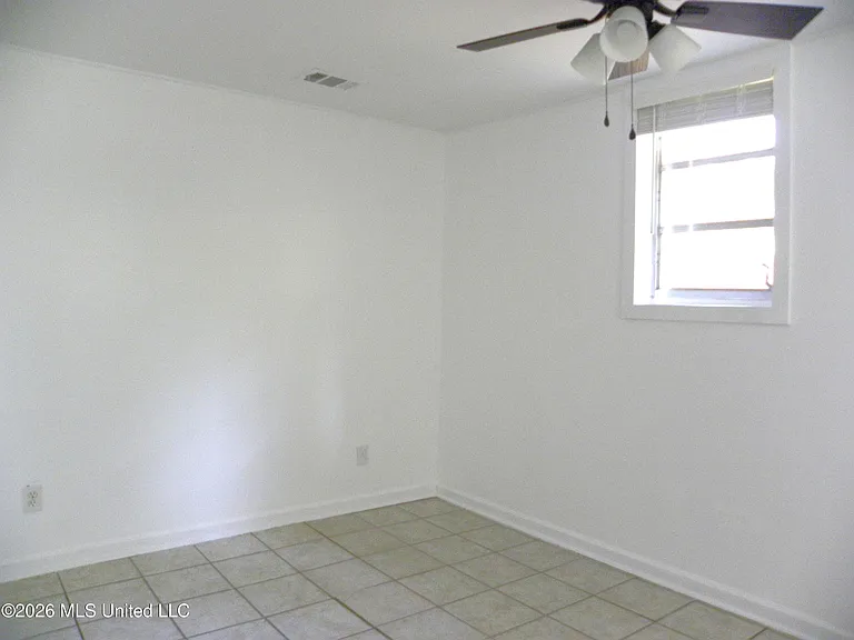 11447 Summer Lane Rd — Photo 18