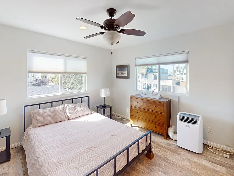 213 Evergreen Ave — Photo 14