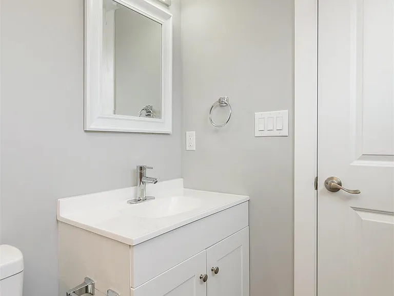 2500 N Mascher St #2 — Photo 14