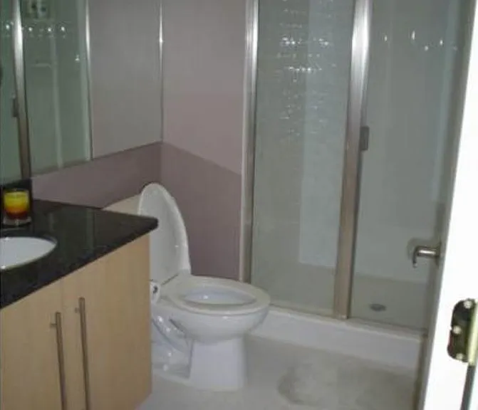 614 S Troy St #102 — Photo 11