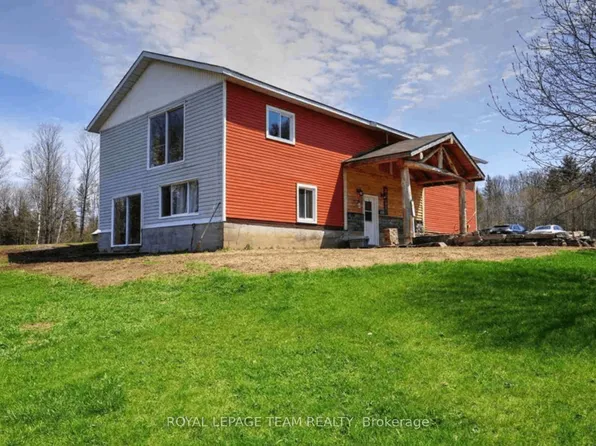 4237 Bell Line Rd, Central Frontenac, ON K0H 2E0