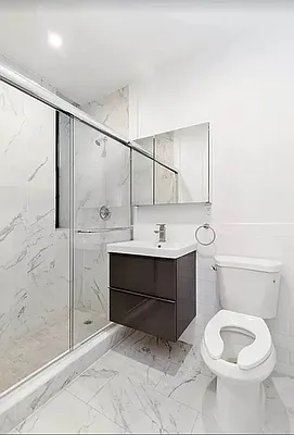 Rented by MOTION New York | media 9