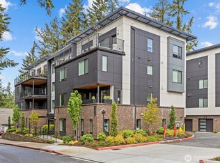 15528 NE 15th Pl #201, Bellevue, WA