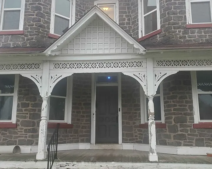 504 Arch St #2 — Photo 18