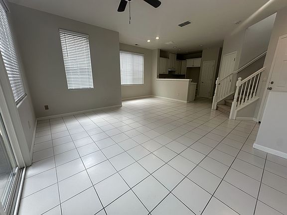 4th image of 9085 Cortina Cir